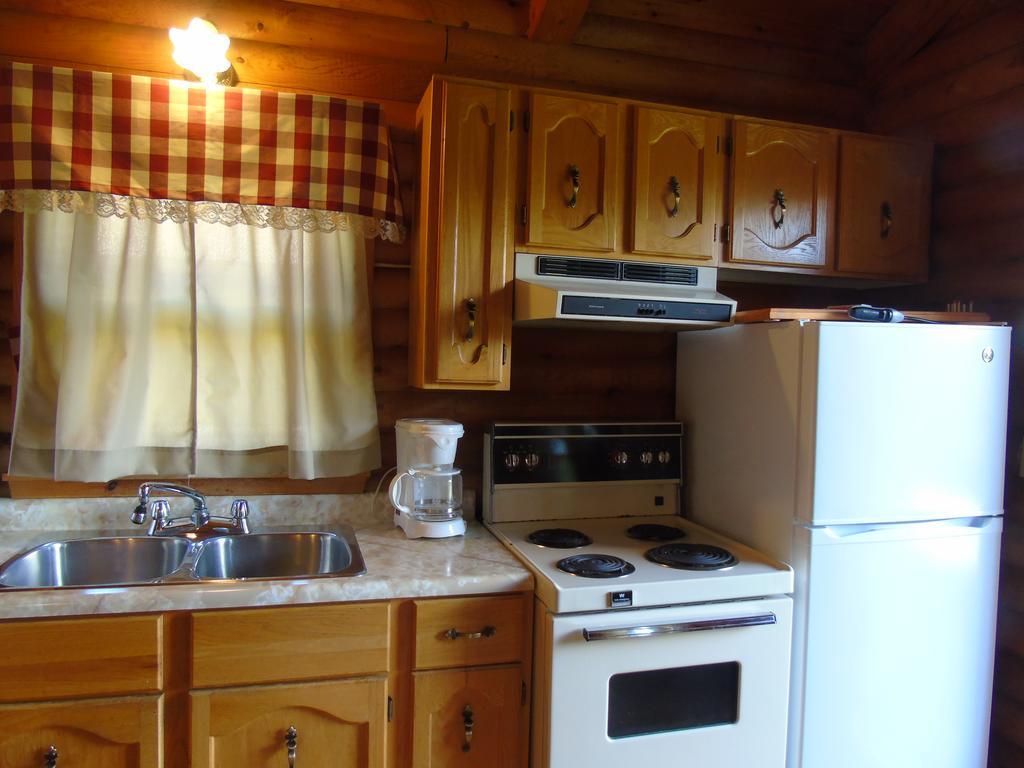 Cajun Cedar Log Cottages Margaree Forks Zewnętrze zdjęcie